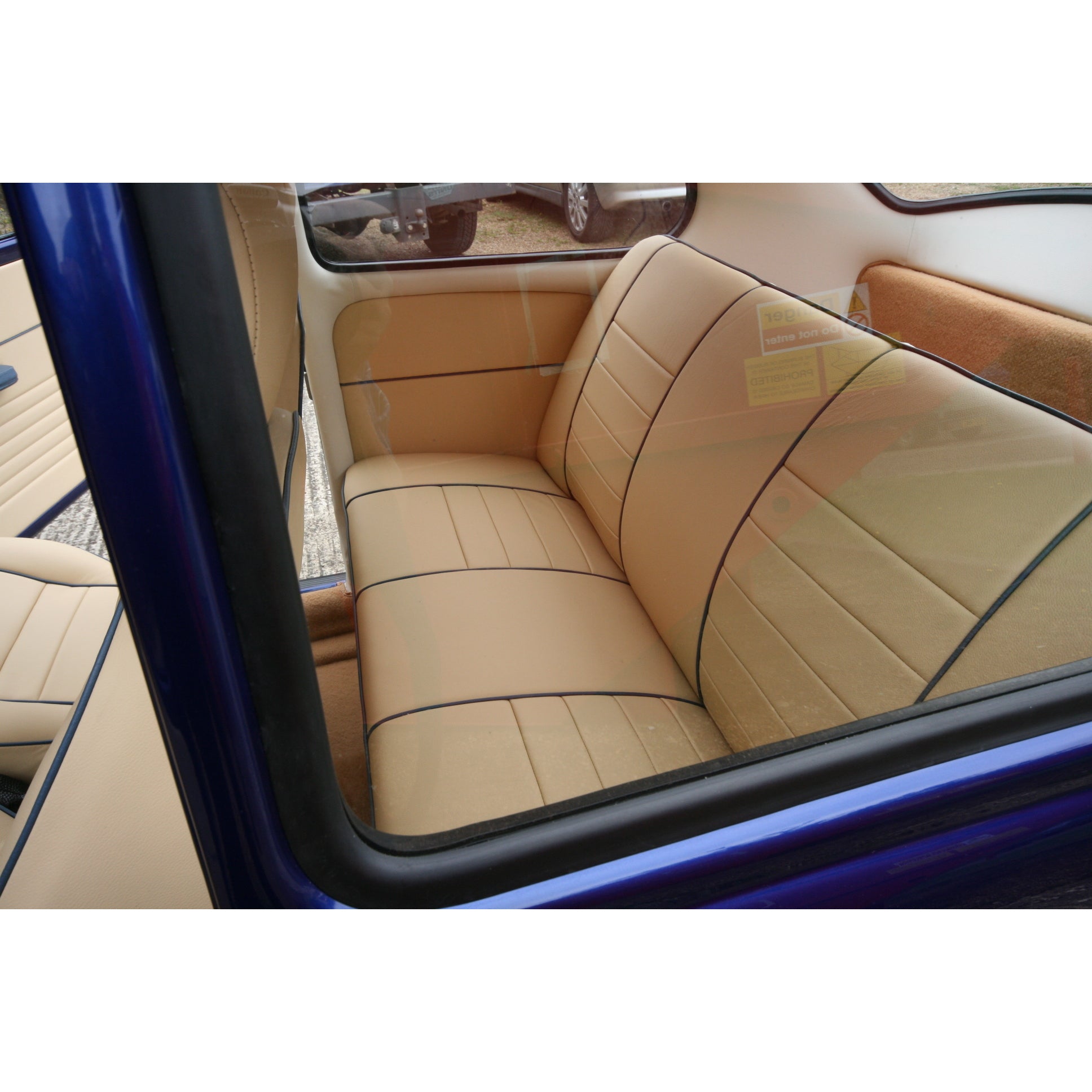 SUFFOLK REAR SEAT COVERING KIT VINYL (SALOON) 65-79